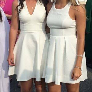 Lulu’s White V-Neck Graduation Dress